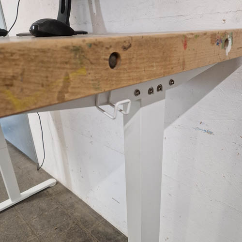 holzwurm-lippe-echtholz-arbeiten-udo-reinhardt-projekt-hobelbank-hoehenverstellbarer-schreibtisch-gallerie-9-500x500px